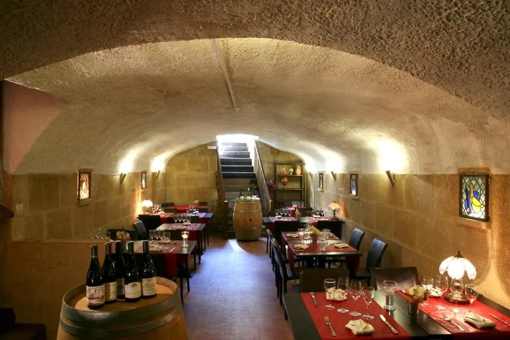La Garbure Hotel Chateauneuf-du-Pape 4*,  France